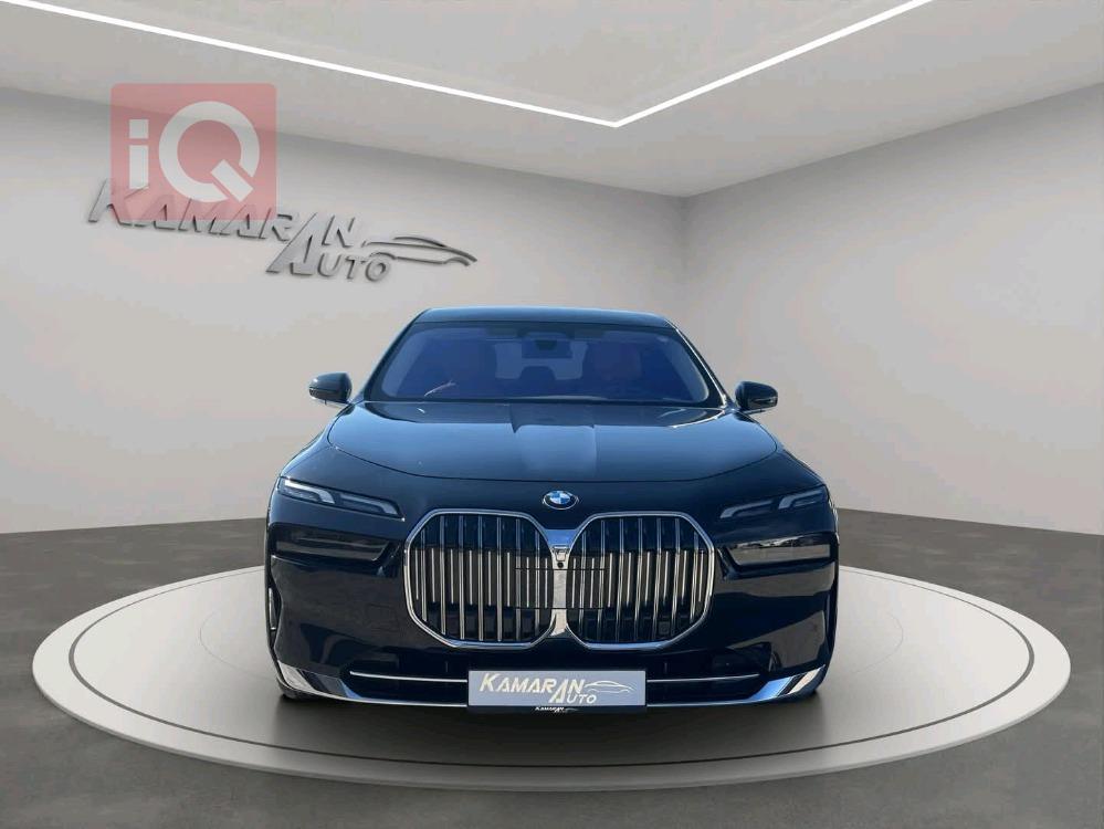 بي ام دبليو الفئة 7